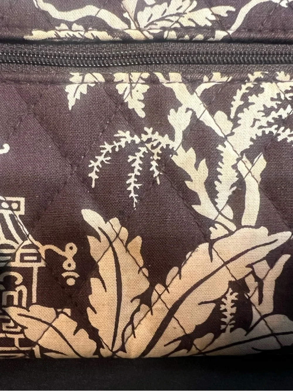 Vera Bradley Brown/Cream Zip Around Wallet in retired Imperial Pagoda Pattern - Picture 8 of 16